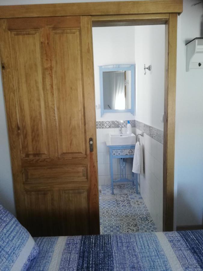 Hostal El Lugar De La Mancha Аргамасилья-де-Альба Экстерьер фото