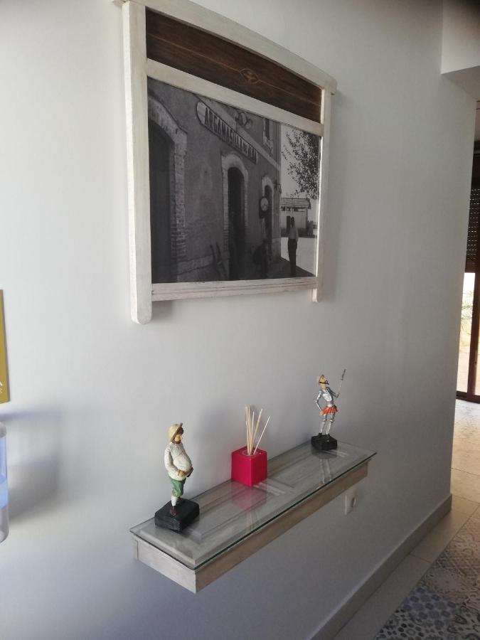 Hostal El Lugar De La Mancha Аргамасилья-де-Альба Экстерьер фото