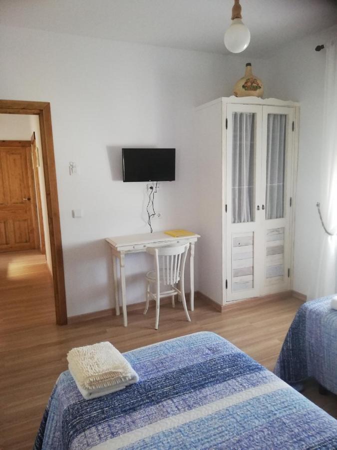 Hostal El Lugar De La Mancha Аргамасилья-де-Альба Экстерьер фото