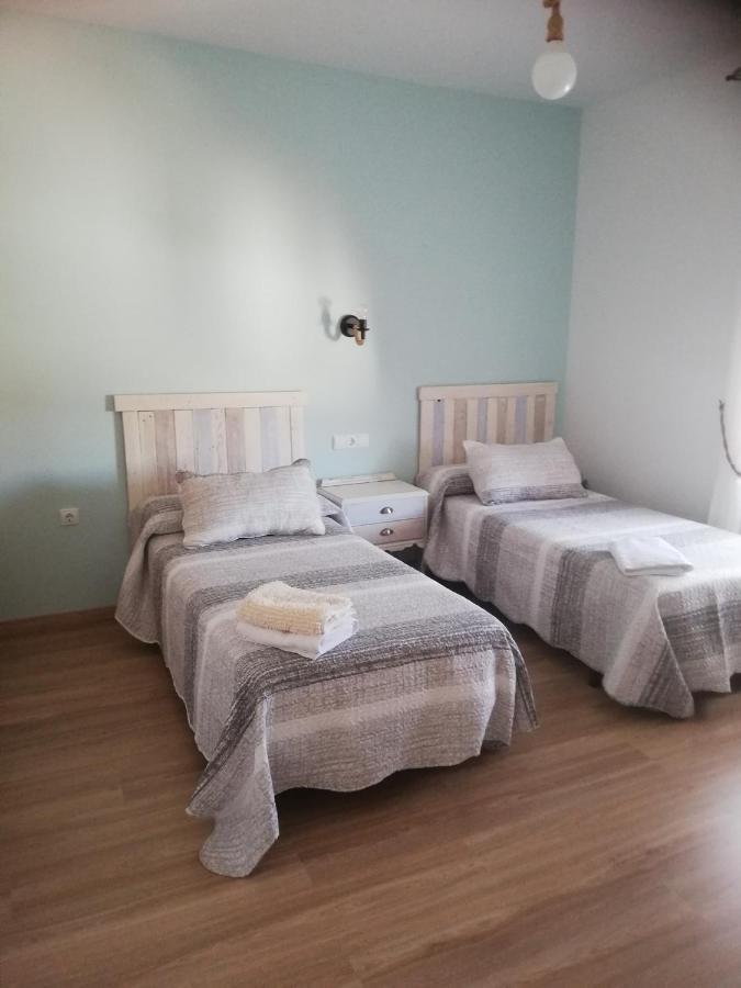 Hostal El Lugar De La Mancha Аргамасилья-де-Альба Экстерьер фото